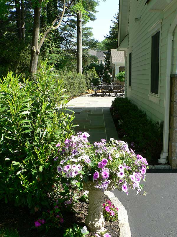 Landscape Design - Garden City NY Side Of House Pathway